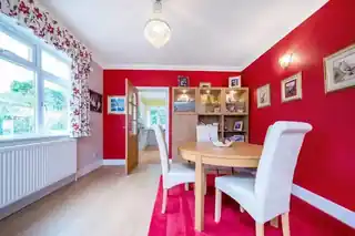 32 Horsham Road, photo 3
