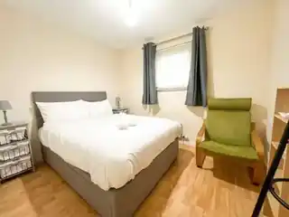 32 Renters Avenue, photo 4
