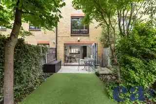 32 Roding Mews, photo 4