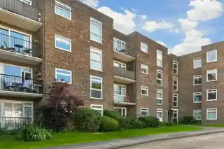 32, Willow Court, Willow Road, photo 4