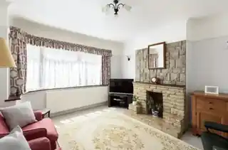 322 Balmoral Drive, photo 3