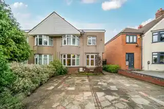323 Main Road, photo 3