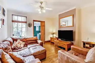 327 Brentwood Road, photo 2