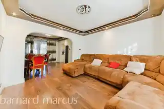 327 Gander Green Lane, photo 4