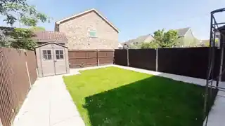 33 Brentford Close, photo 4