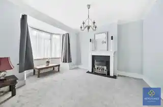 33 Brooklands Road, photo 2