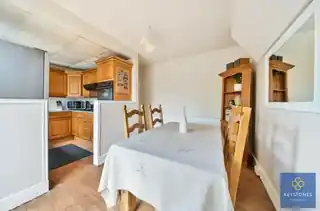 33 Brooklands Road, photo 4