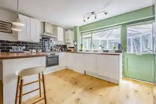 33 Chelsea Close, photo 3