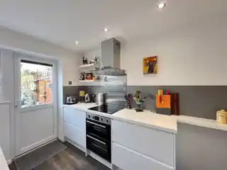 33 Clive Road, photo 4