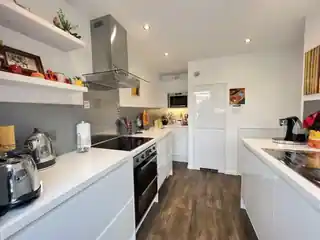 33 Clive Road, photo 2