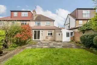 33 Courtenay Road, photo 2