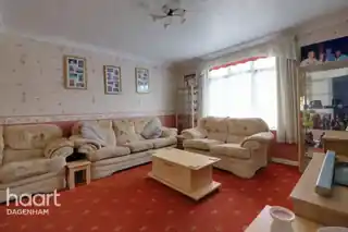 33 Croppath Road, photo 3