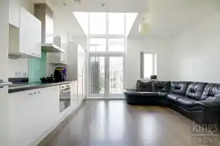 33 Dairy Close, photo 2
