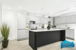 33 Edgewood Mews, photo 3