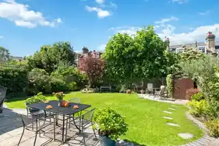 33 Ellerker Gardens, photo 2
