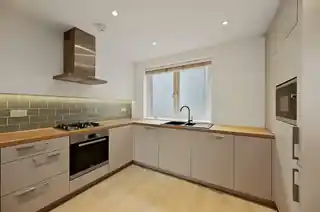 33 New Trinity Road, photo 4