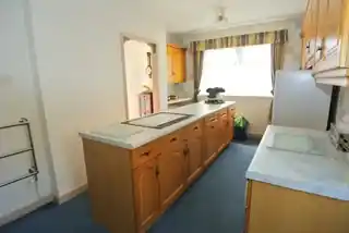 33 Oak Way, photo 2