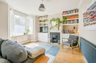 33 Oaklands Road, photo 3
