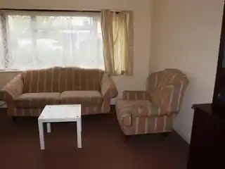 33, Queens Court, Kenton Lane, photo 2