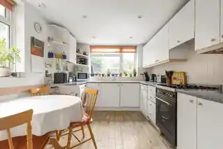 33 Raleigh Road, photo 4