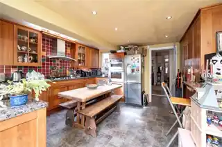 33 Standen Road, photo 4