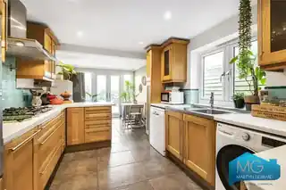 33 Thorold Road, photo 4