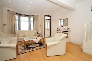 33 Warwick Road, photo 4