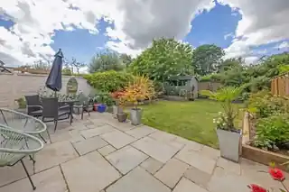 33 Whitton Waye, photo 4