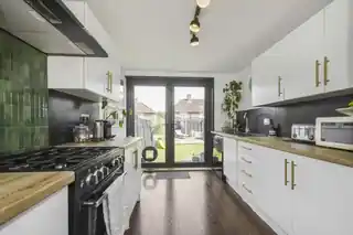 33 Widecombe Road, photo 3