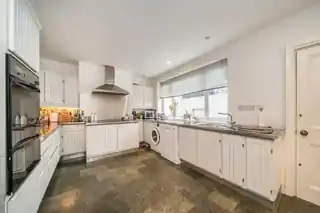 33 Wilton Square, photo 3