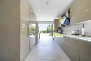 336 Preston Road, photo 3