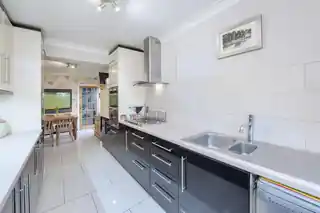 33A Smitham Downs Road, photo 4