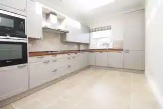 33B Morley Road, photo 3