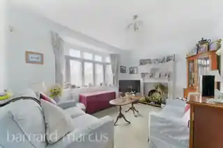 34 Abbotts Road, photo 2
