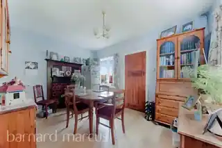34 Abbotts Road, photo 3