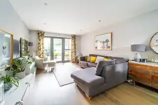 34 Bemerton Street, photo 2