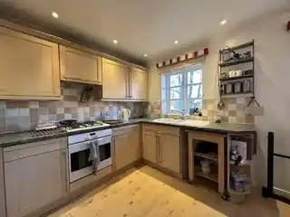 34 Bernhart Close, photo 2