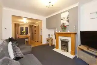34 Coniston Close, photo 2