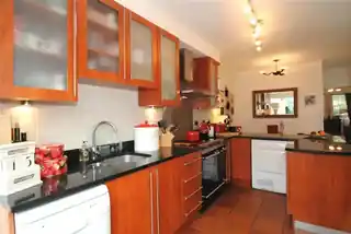 34 Dancer Road, photo 4