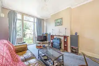 34 Elm Grove Road, photo 4