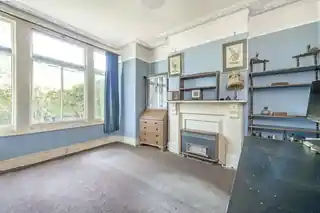 34 Elm Grove Road, photo 2