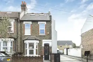 34 Gainsford Road, photo 3