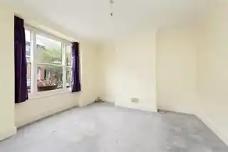 34 Houblon Road, photo 3