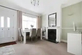 34 Suffolk Road, photo 2