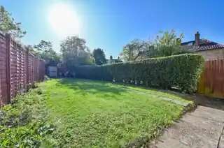 34 Sundew Avenue, photo 3