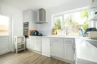 34 Upper Brighton Road, photo 3