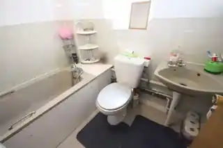 34 Vicarage Close, photo 4