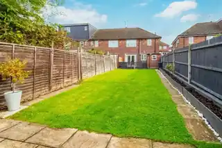 343 Lynmouth Avenue, photo 4