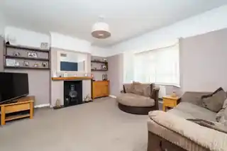 343 Lynmouth Avenue, photo 2