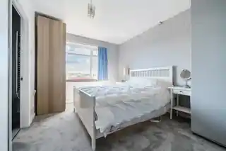 34A Eton Avenue, photo 4